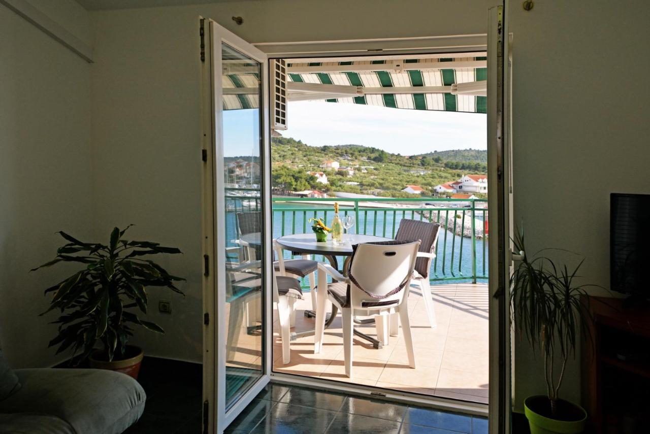 House Klarin Apartment Jezera Bagian luar foto