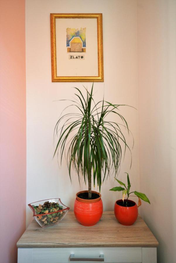 House Klarin Apartment Jezera Bagian luar foto