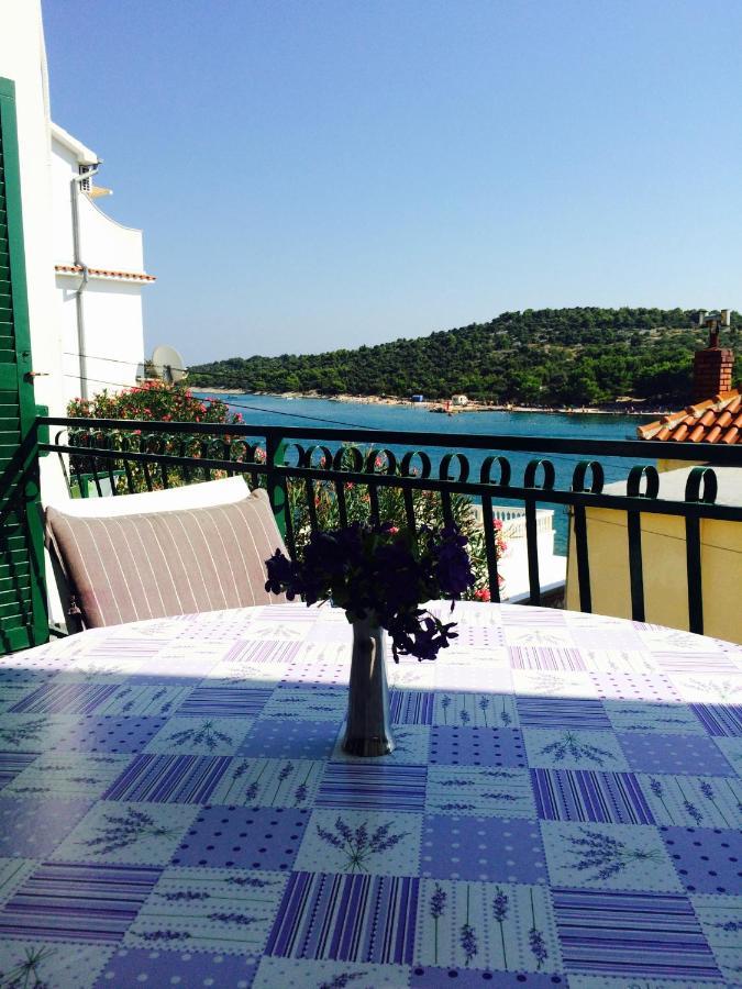 House Klarin Apartment Jezera Bagian luar foto