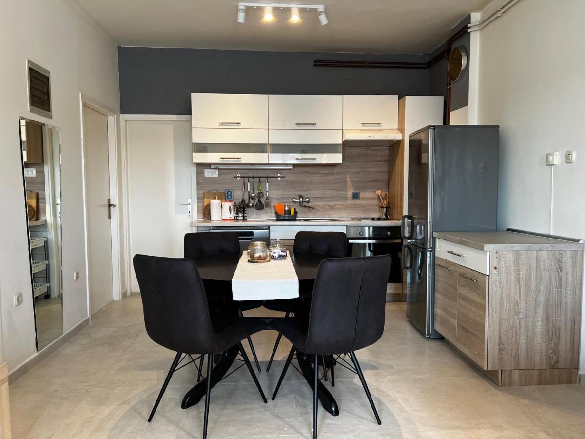 House Klarin Apartment Jezera Bagian luar foto