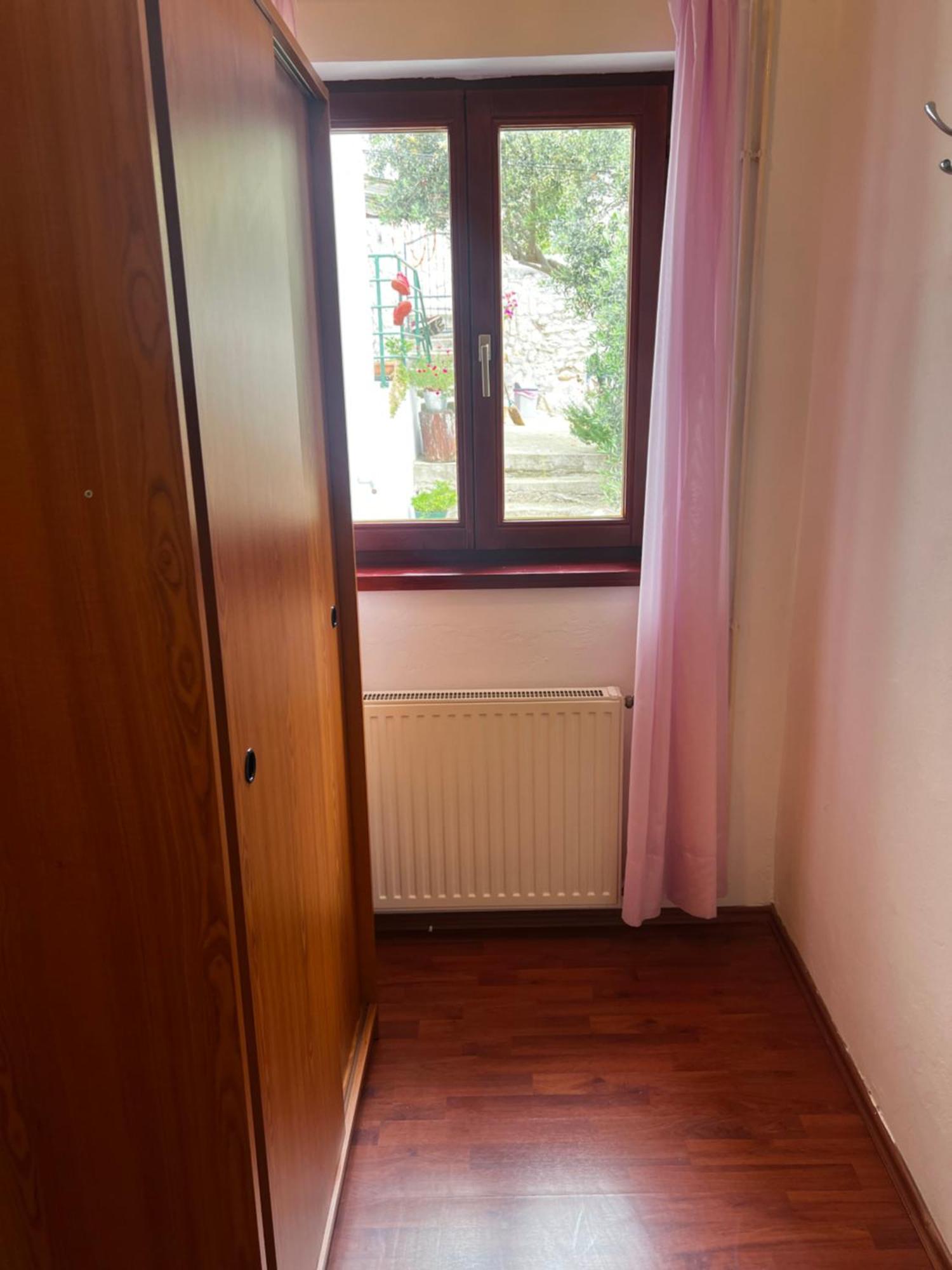 House Klarin Apartment Jezera Bagian luar foto